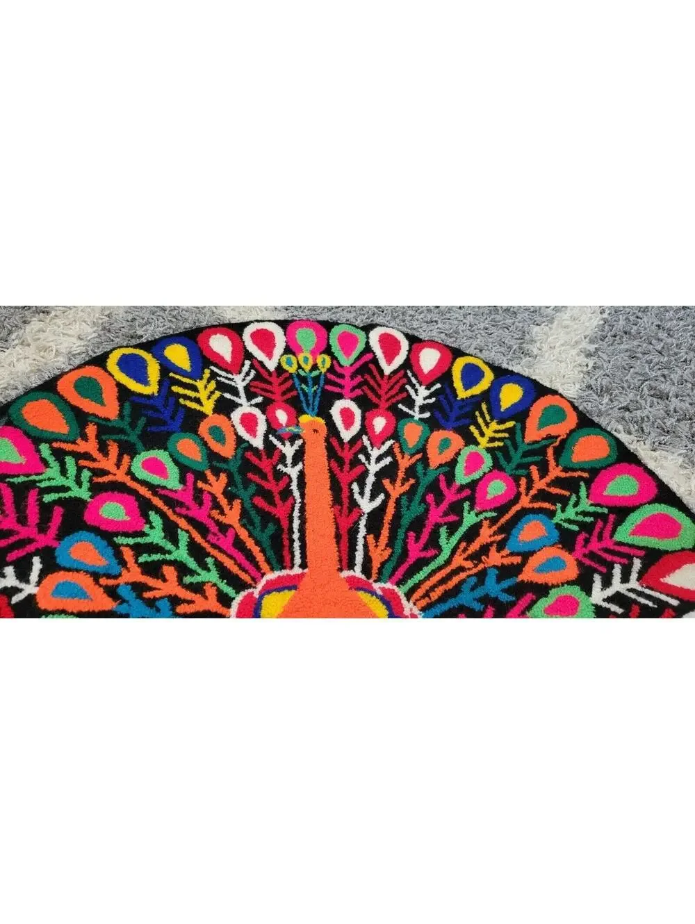 Vtg Handmade Venezuelan Peacock Rug 30